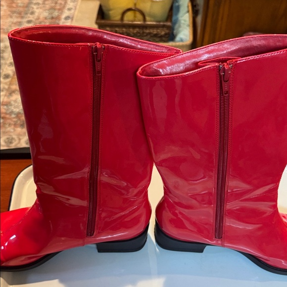 Weatherproof Red Heeled Boots - Picture 12 of 16
